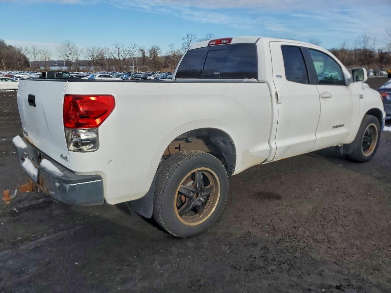 2007 TOYOTA TUNDRA