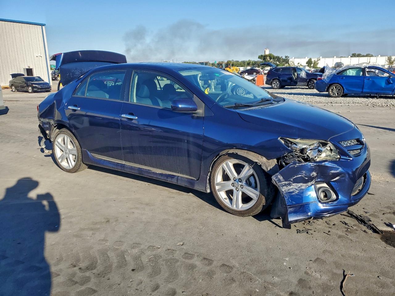 2013 TOYOTA COROLLA