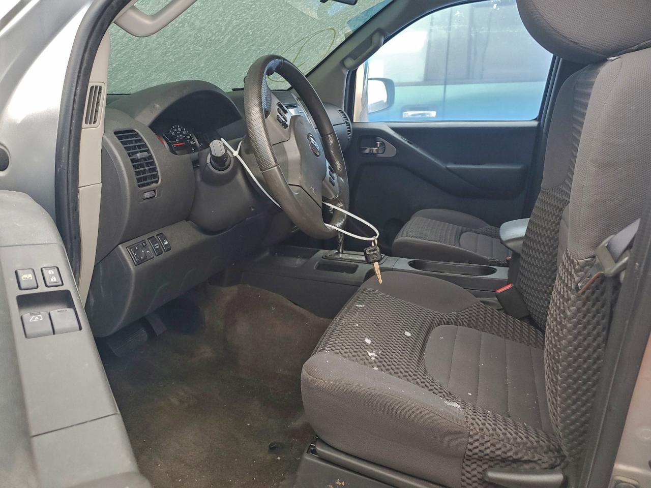2013 NISSAN Frontier