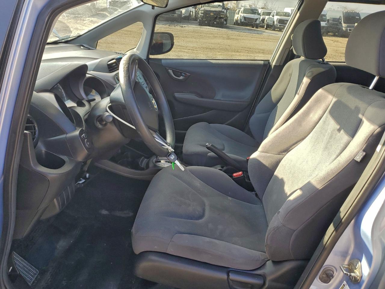 2009 HONDA FIT