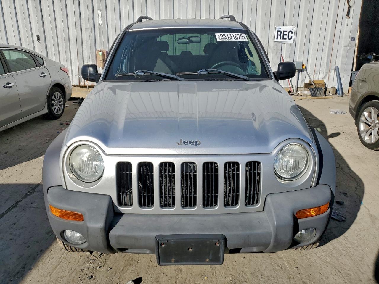 2004 JEEP Liberty