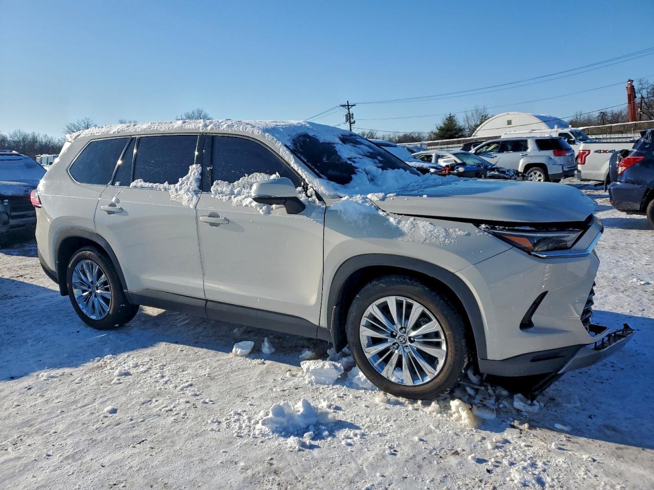 2024 TOYOTA HIGHLANDER