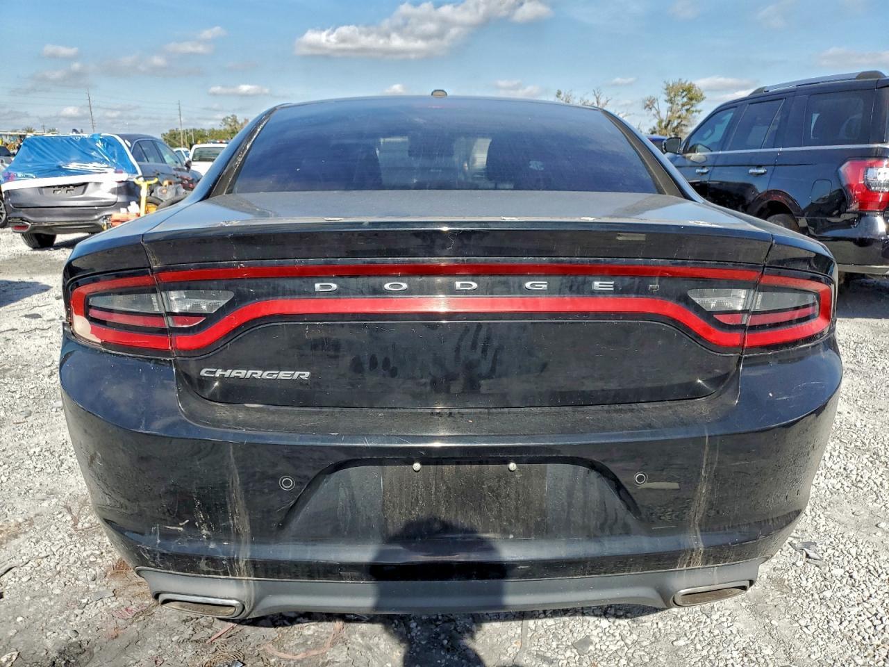 2015 DODGE CHARGER