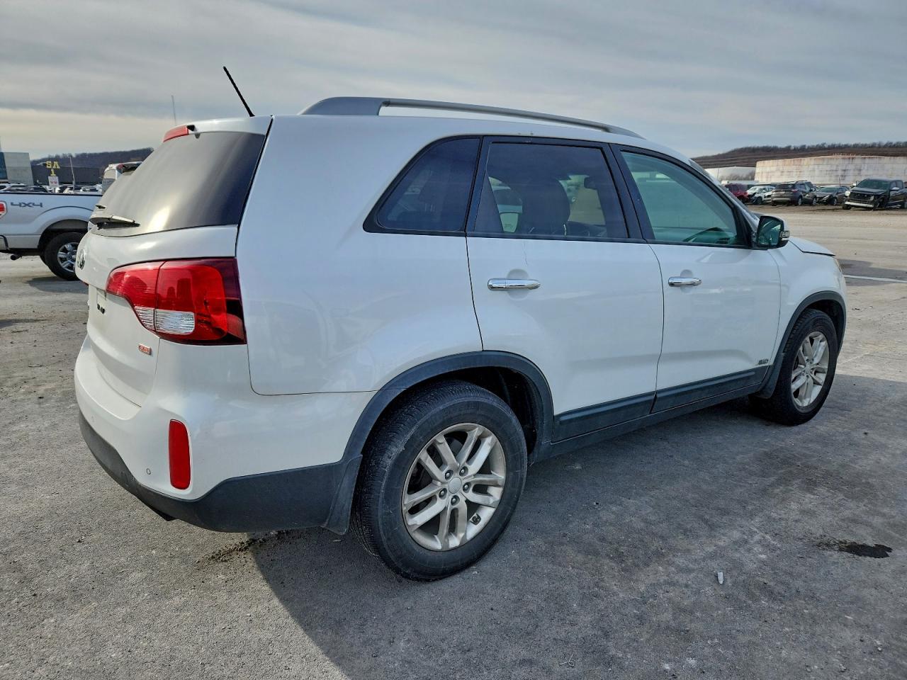 2015 KIA SORENTO