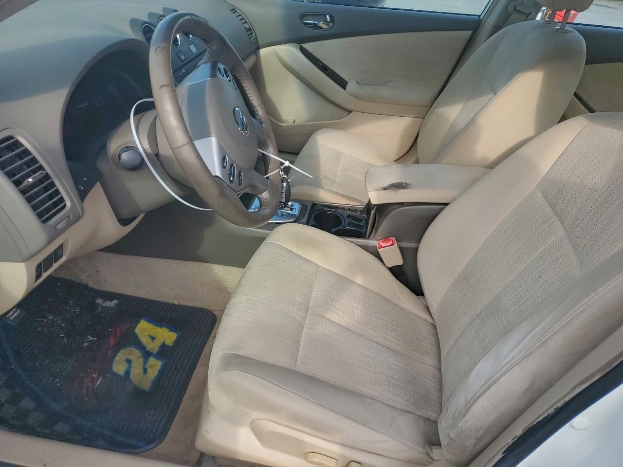 2010 NISSAN ALTIMA