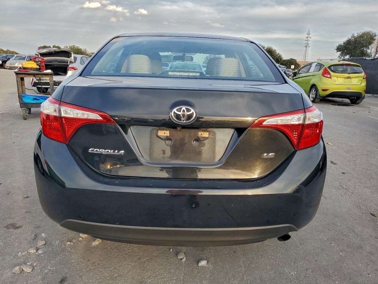 2016 TOYOTA COROLLA