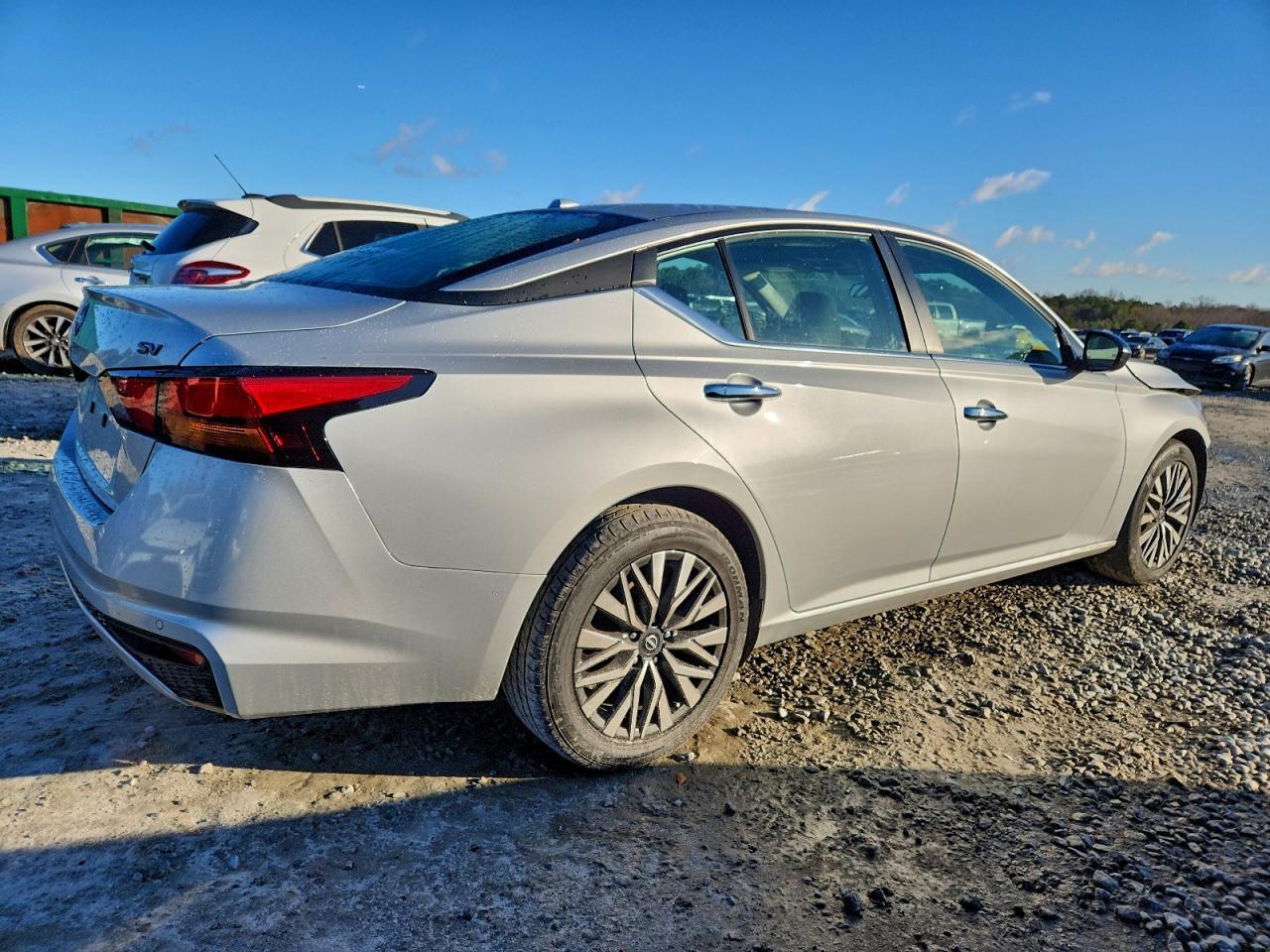 2024 NISSAN ALTIMA