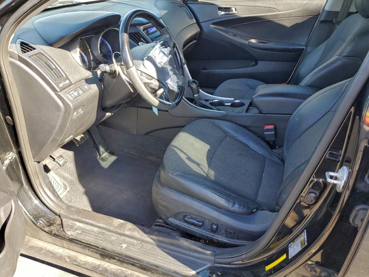2013 HYUNDAI SONATA