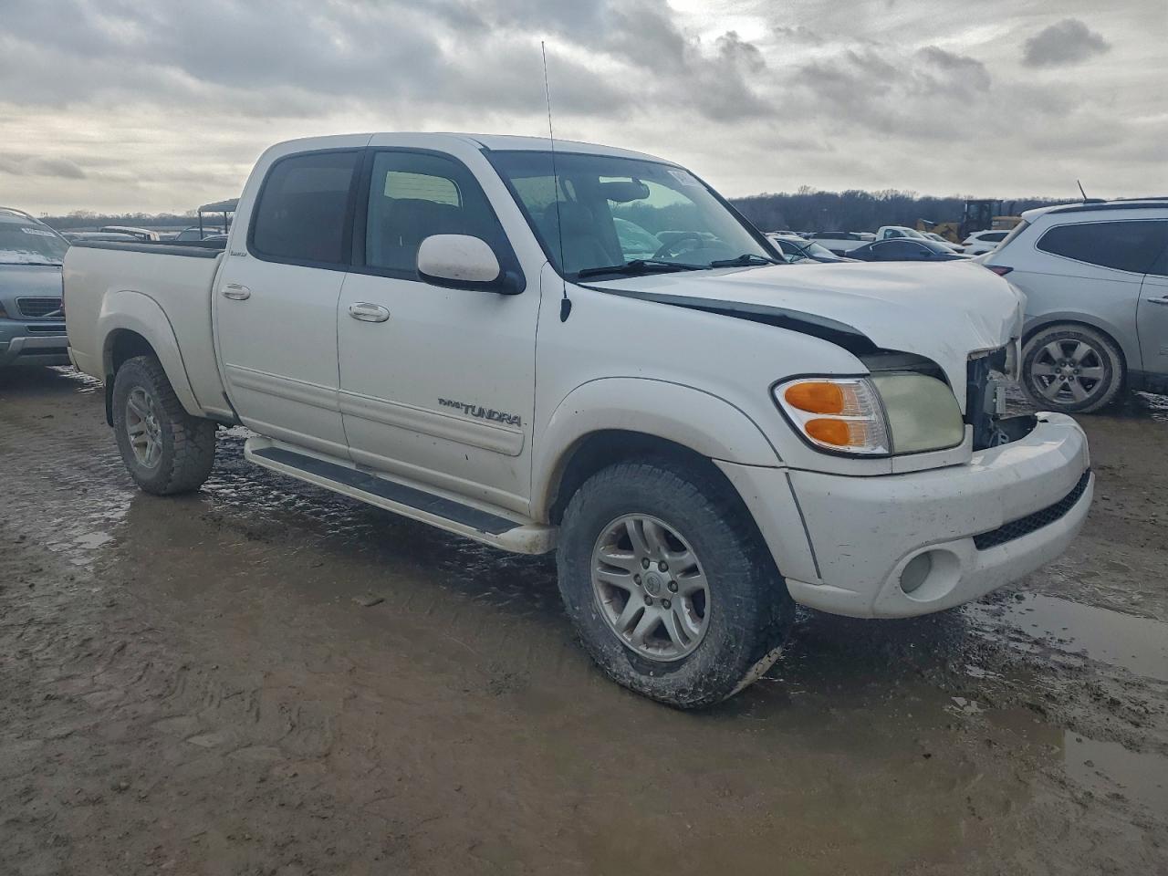 2004 TOYOTA TUNDRA