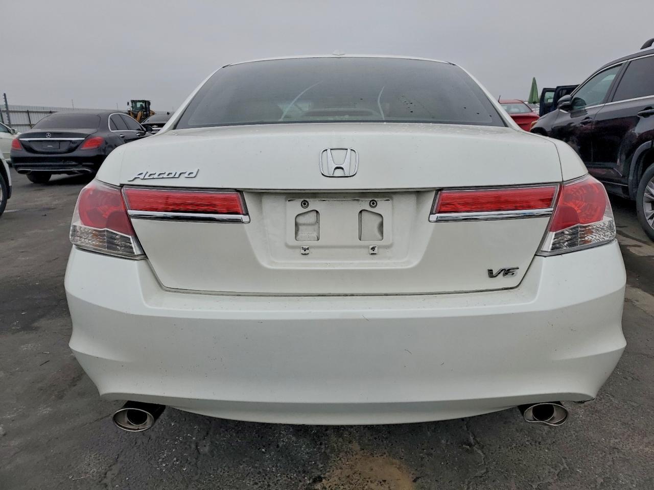2011 HONDA ACCORD