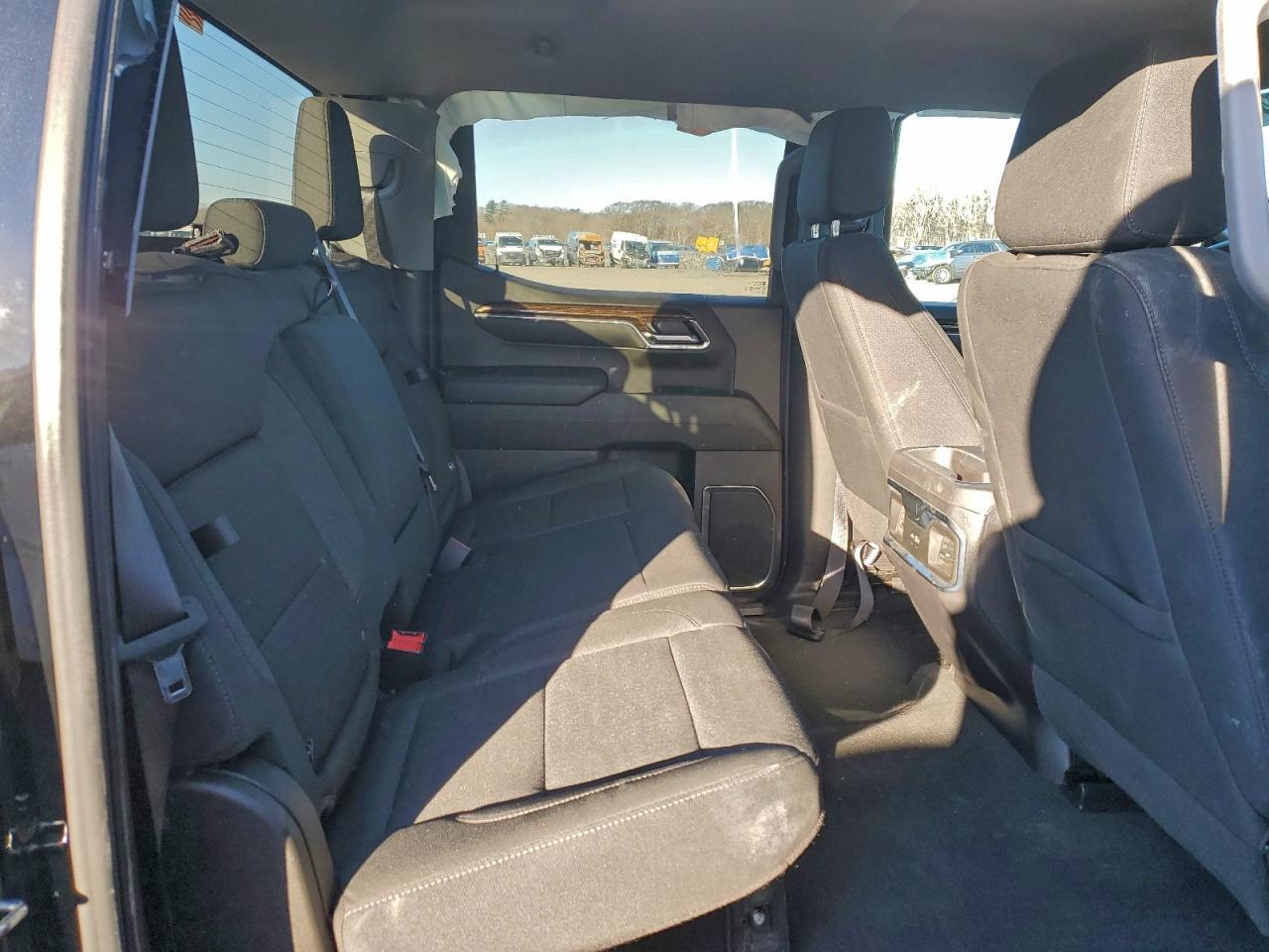 2024 GMC Sierra