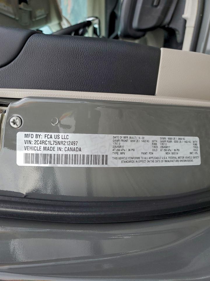 2022 CHRYSLER Pacifica