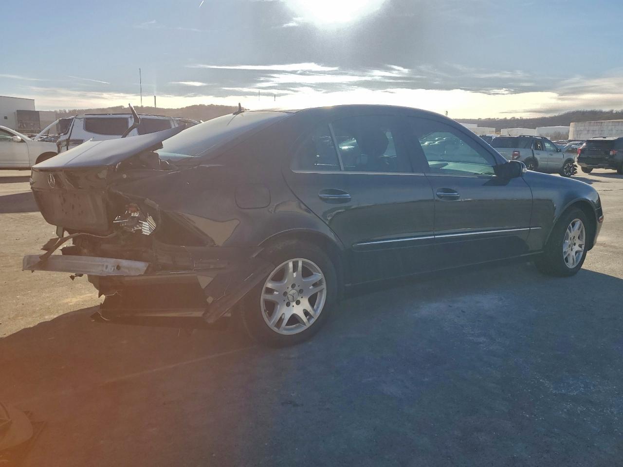 2005 MERCEDES-BENZ E-Class