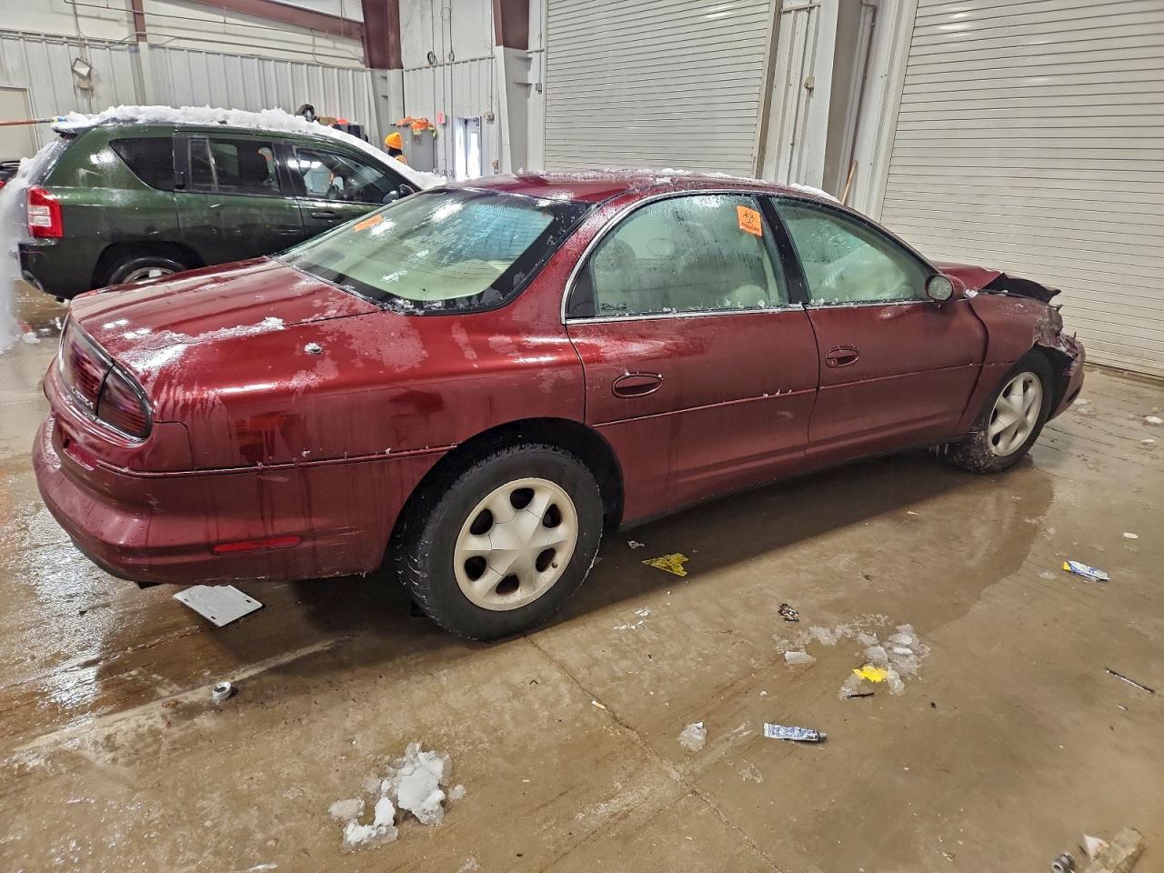 1999 OLDSMOBILE Aurora