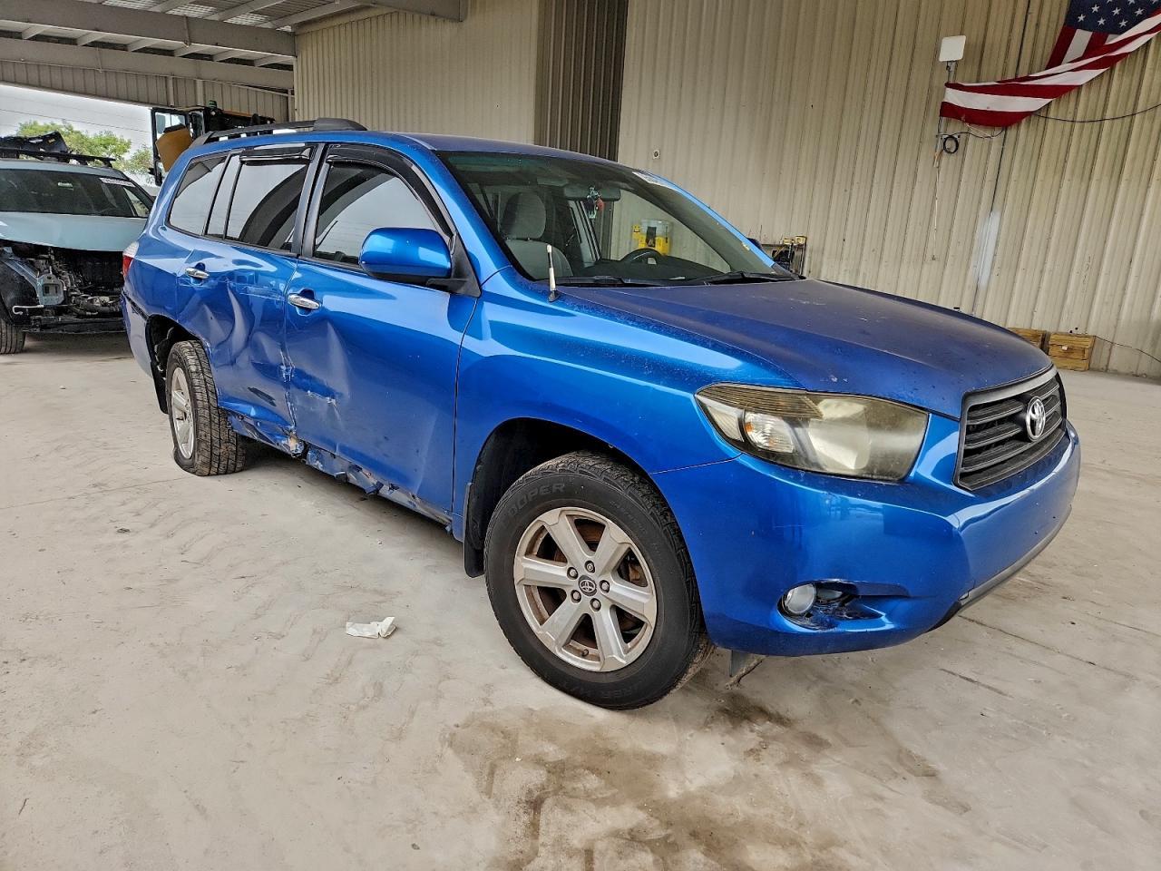2010 TOYOTA HIGHLANDER