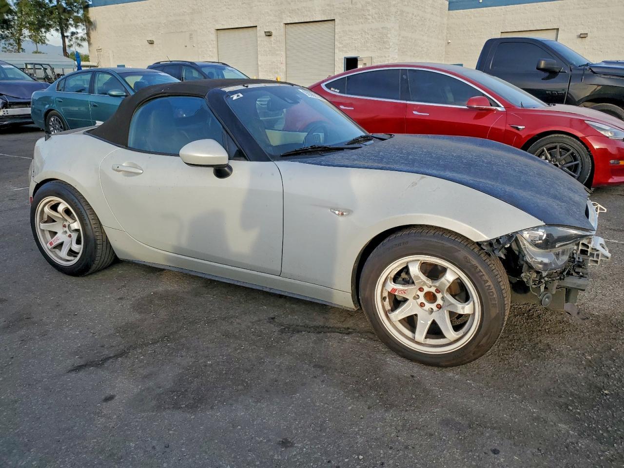 2016 MAZDA MX-5 Miata