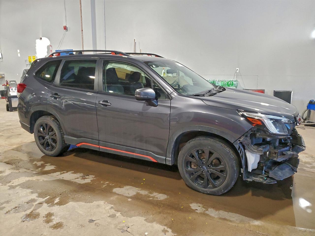2024 SUBARU FORESTER