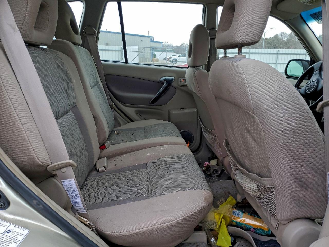 2002 TOYOTA RAV4
