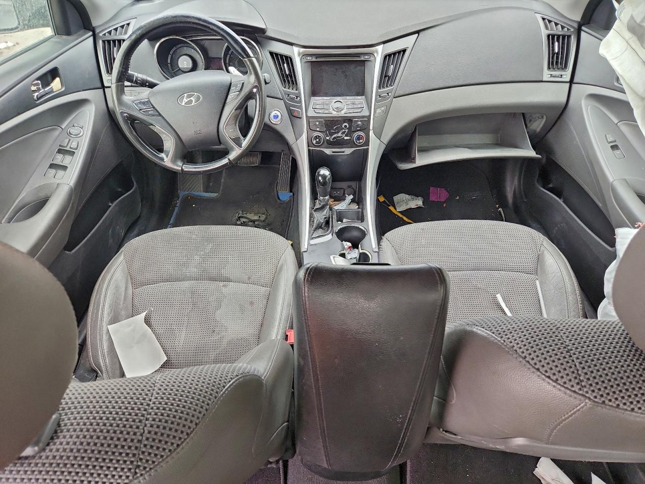 2012 HYUNDAI SONATA