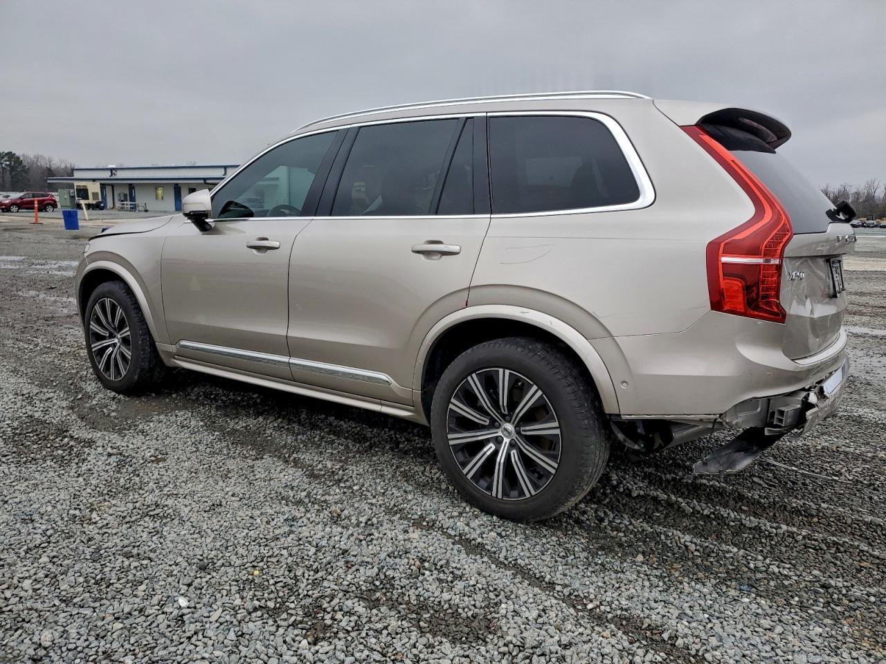 2024 VOLVO XC90