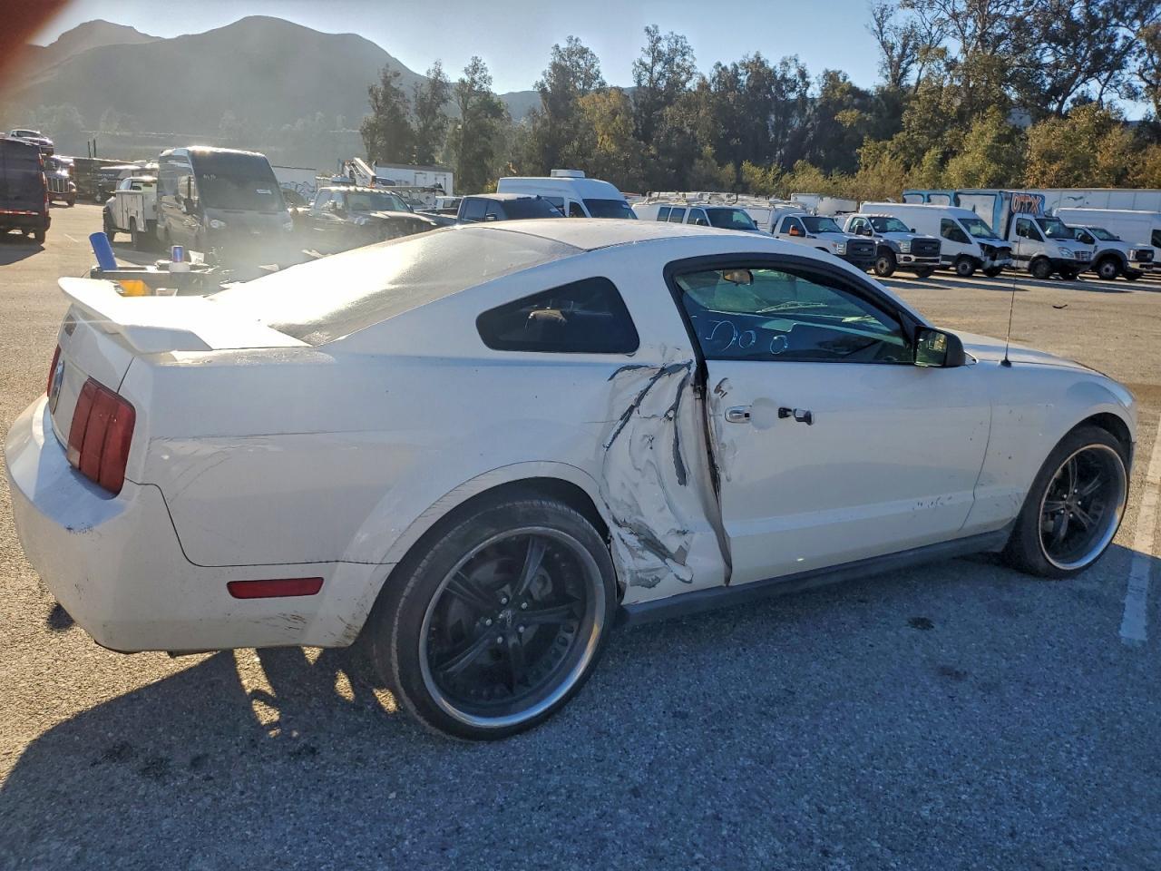 2006 FORD MUSTANG