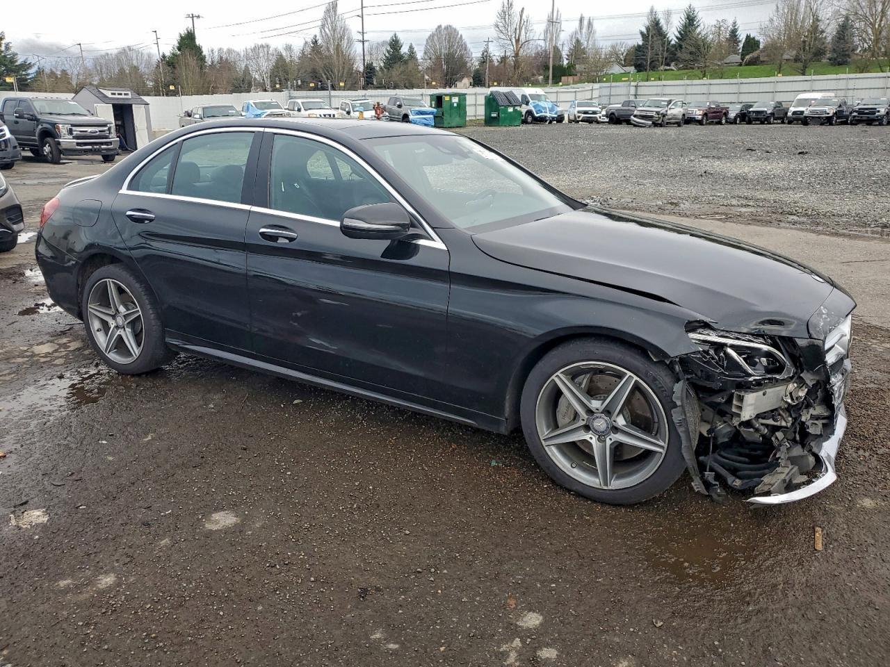 2016 MERCEDES-BENZ C-CLASS