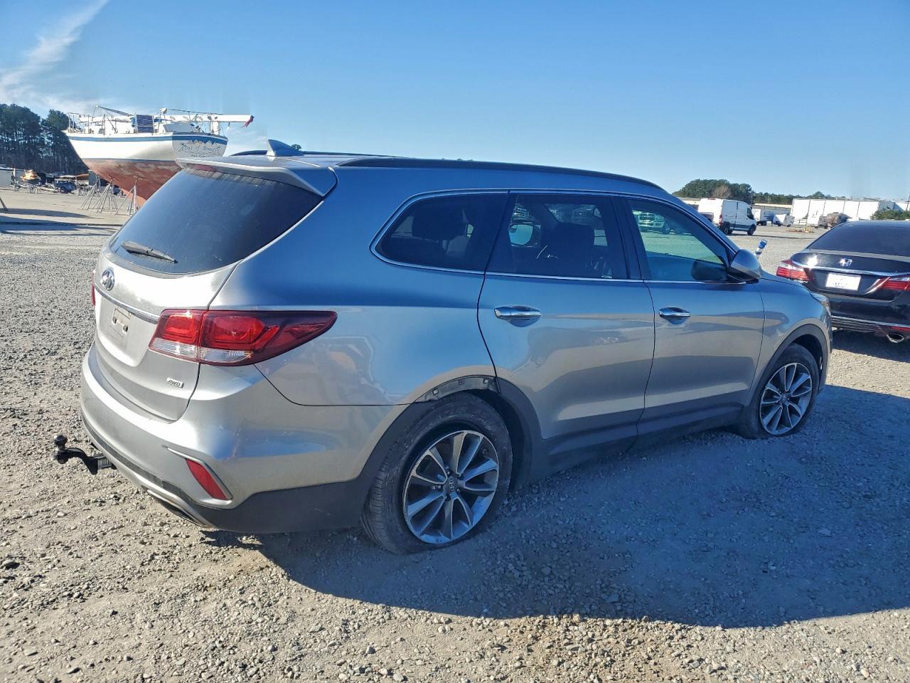 2017 HYUNDAI SANTA FE
