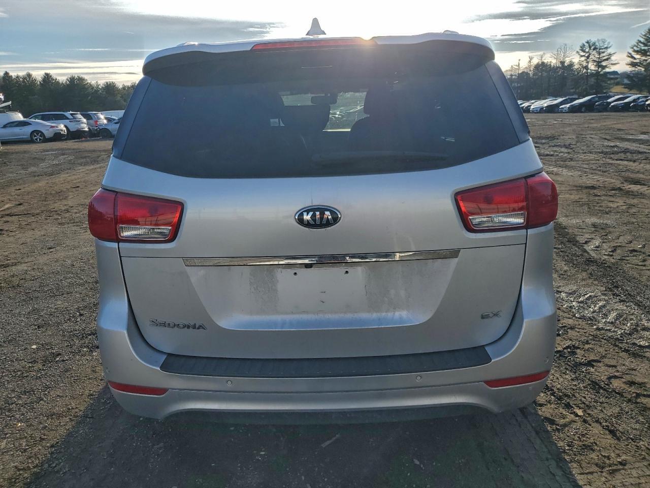 2018 KIA SEDONA
