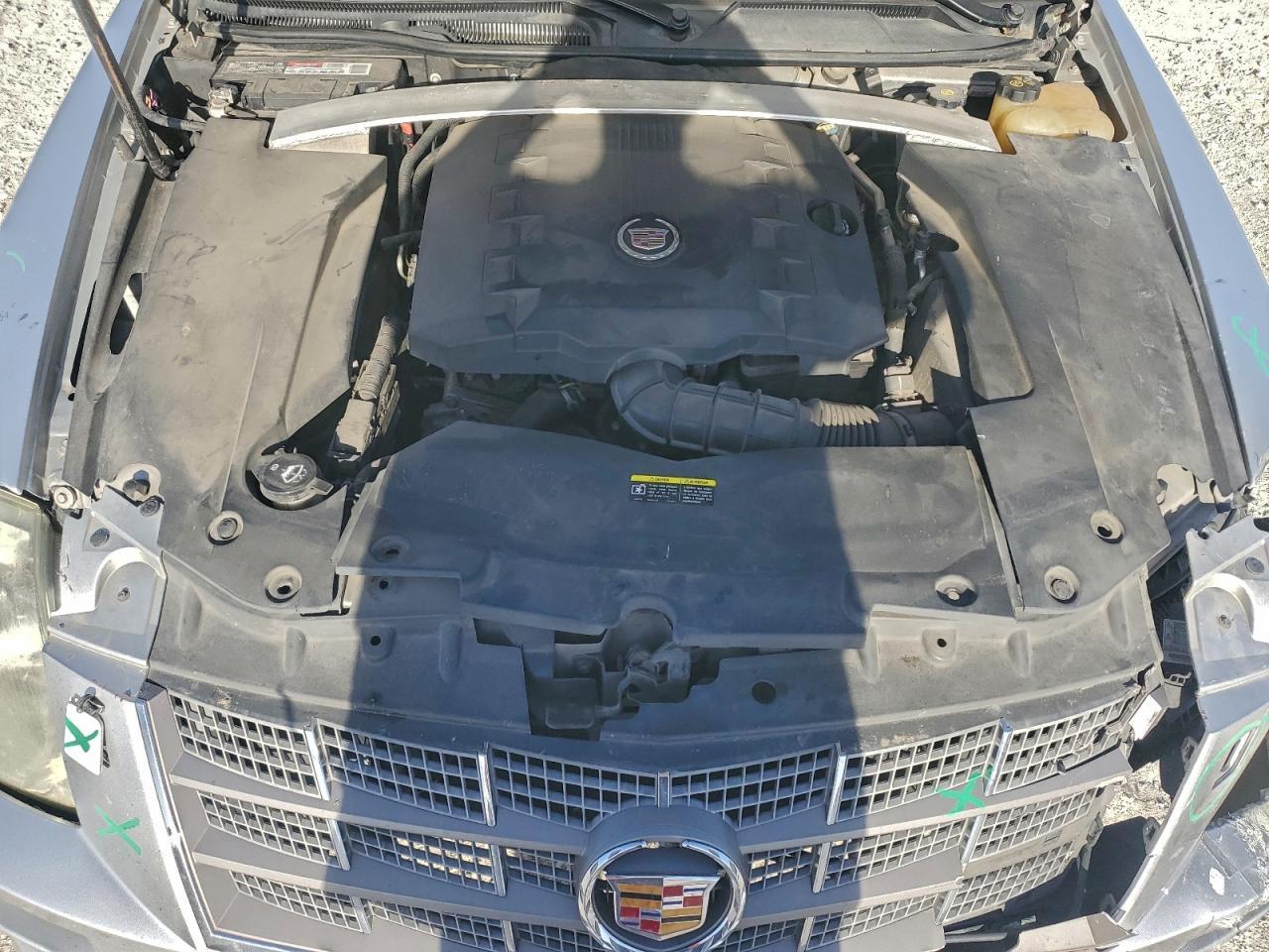 2011 CADILLAC STS