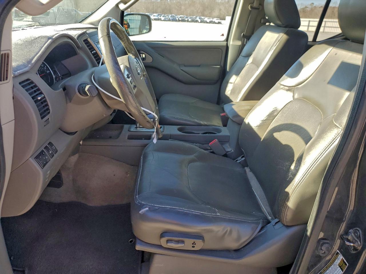 2014 NISSAN Frontier