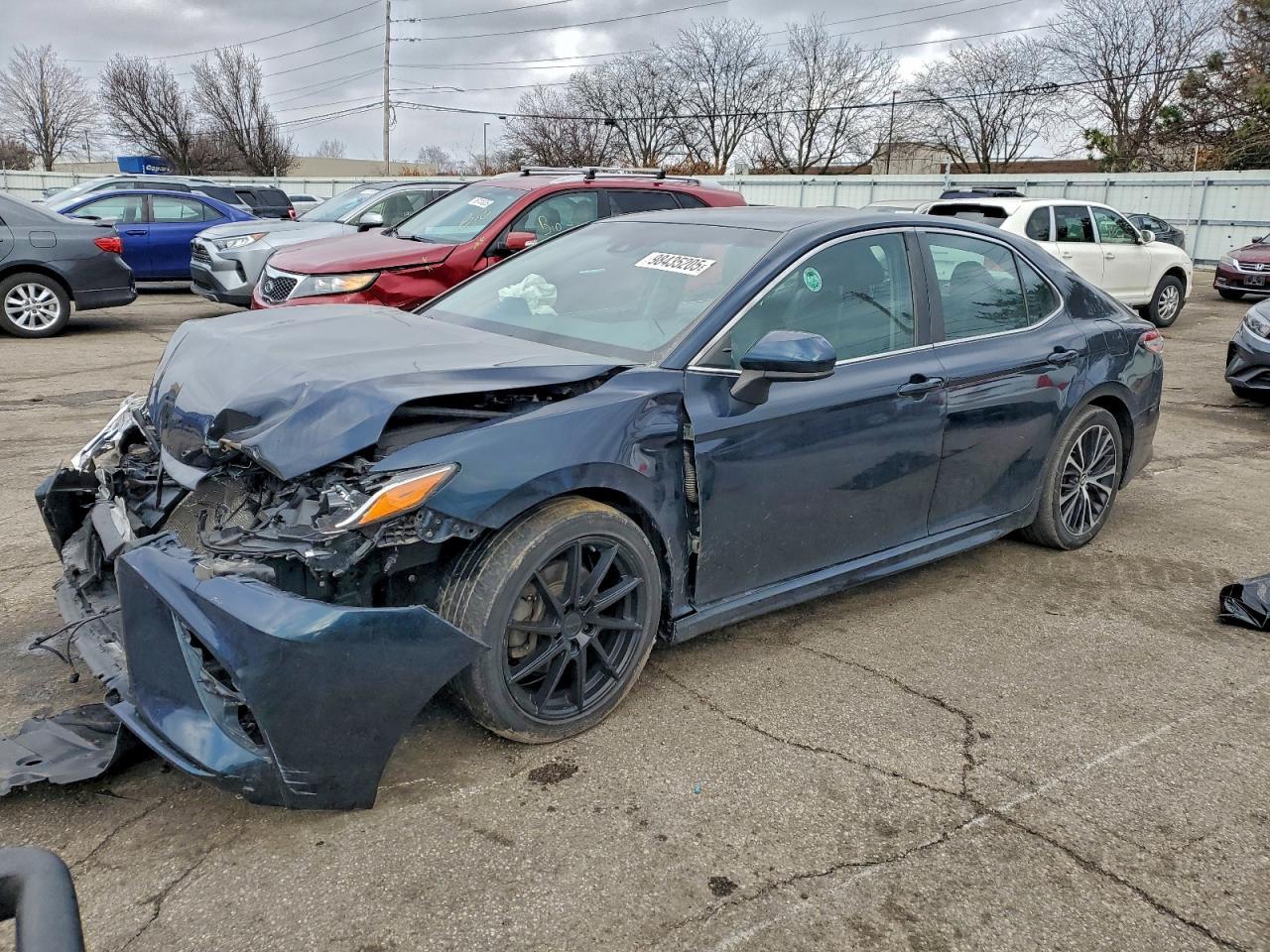 2018 TOYOTA CAMRY