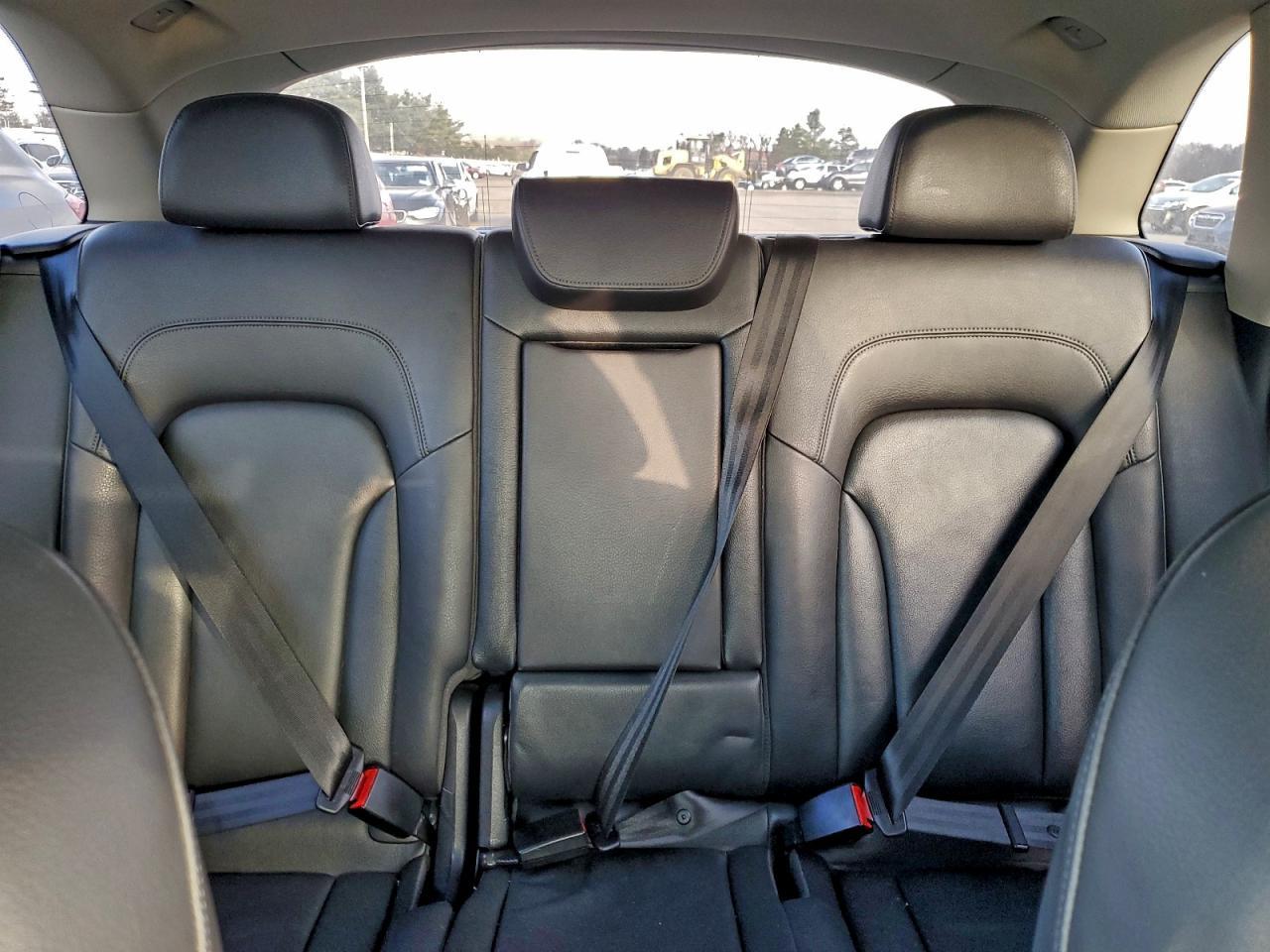 2012 AUDI Q5