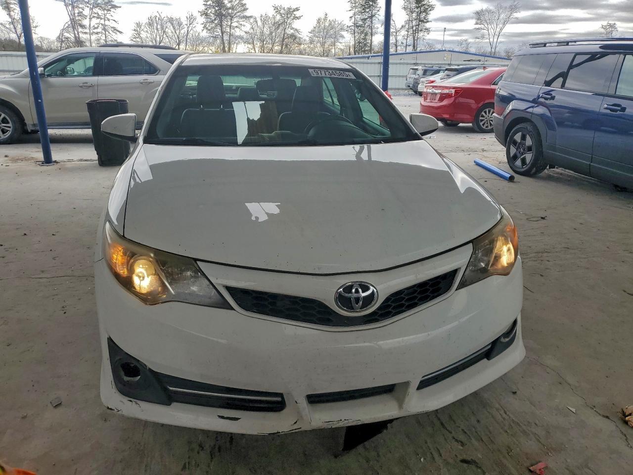 2013 TOYOTA CAMRY