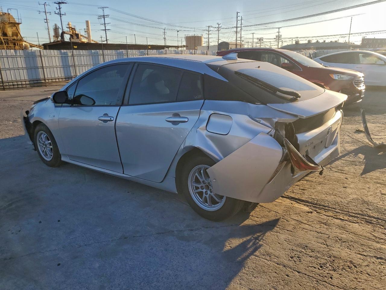 2017 TOYOTA PRIUS