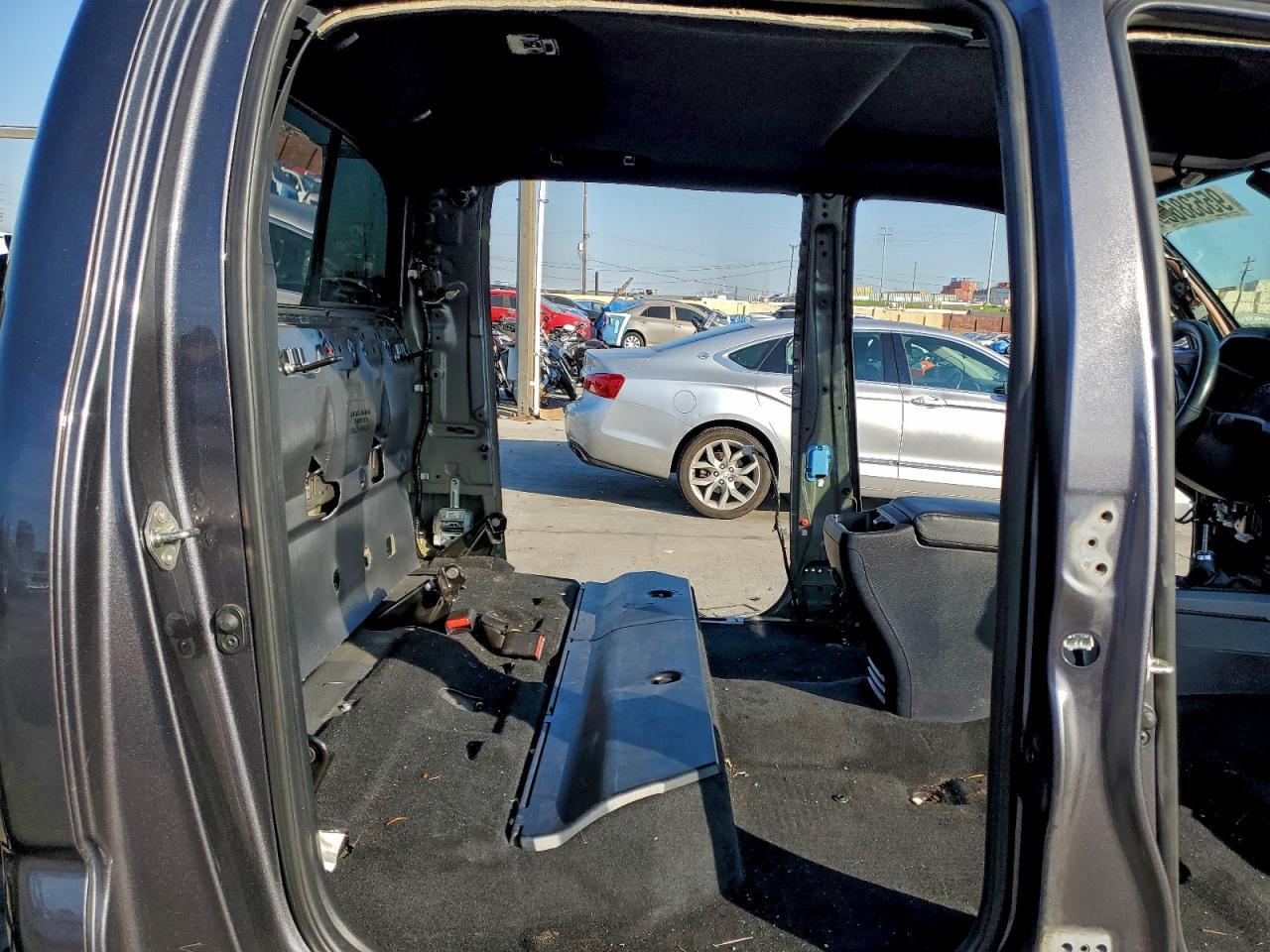 2017 TOYOTA TACOMA