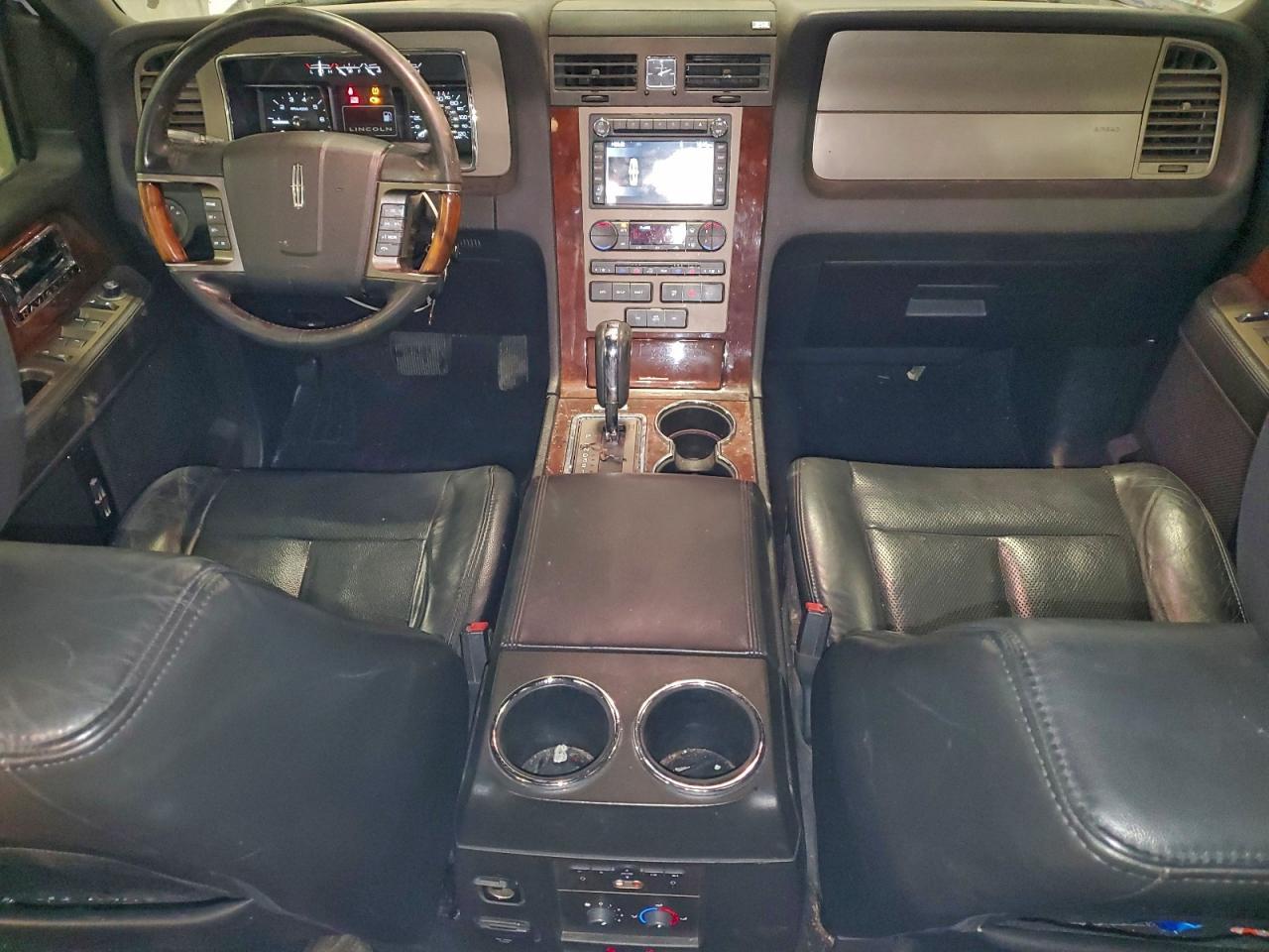 2014 LINCOLN Navigator