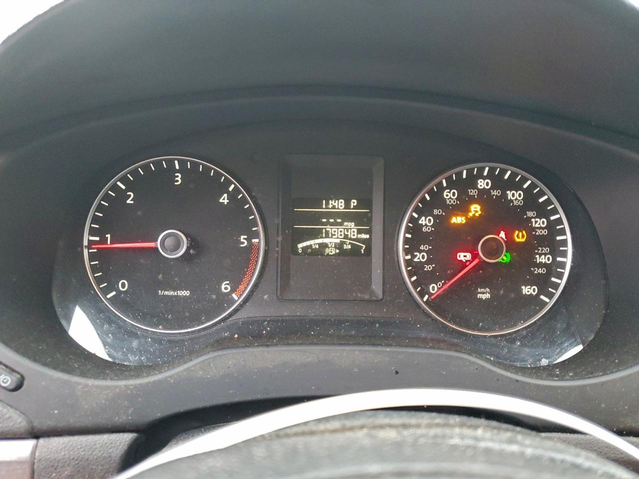 2013 VOLKSWAGEN JETTA