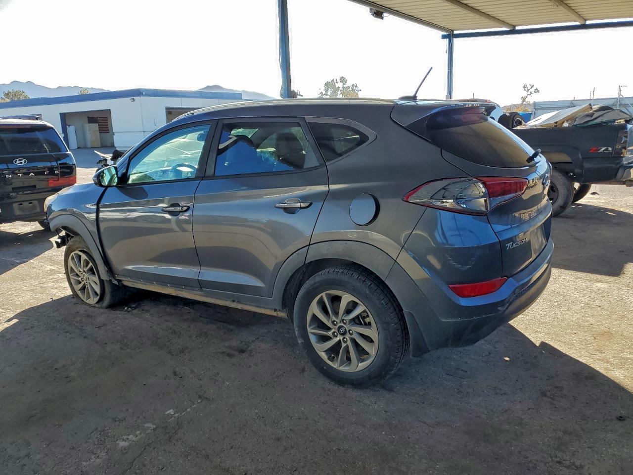 2016 HYUNDAI TUCSON