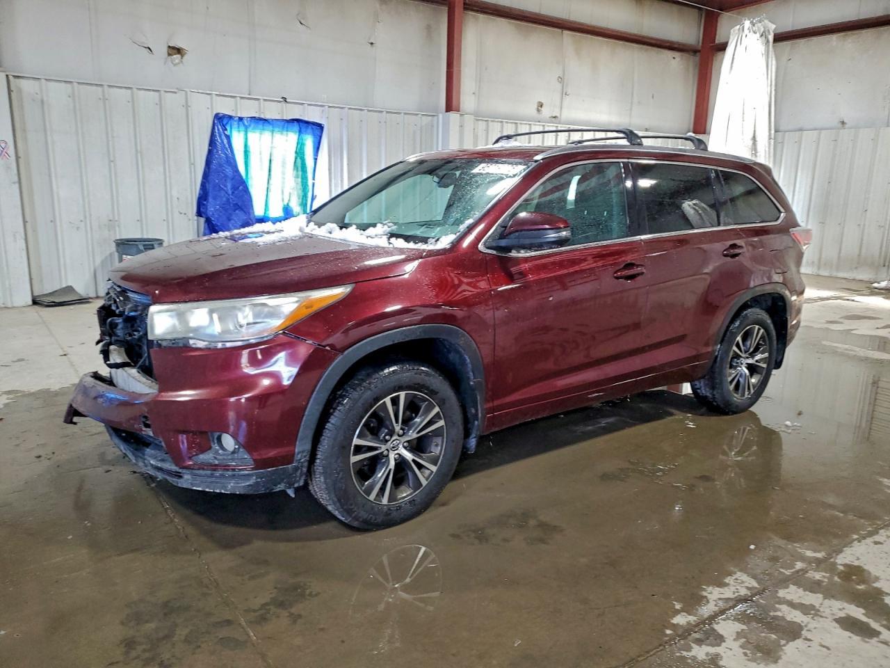 2016 TOYOTA HIGHLANDER