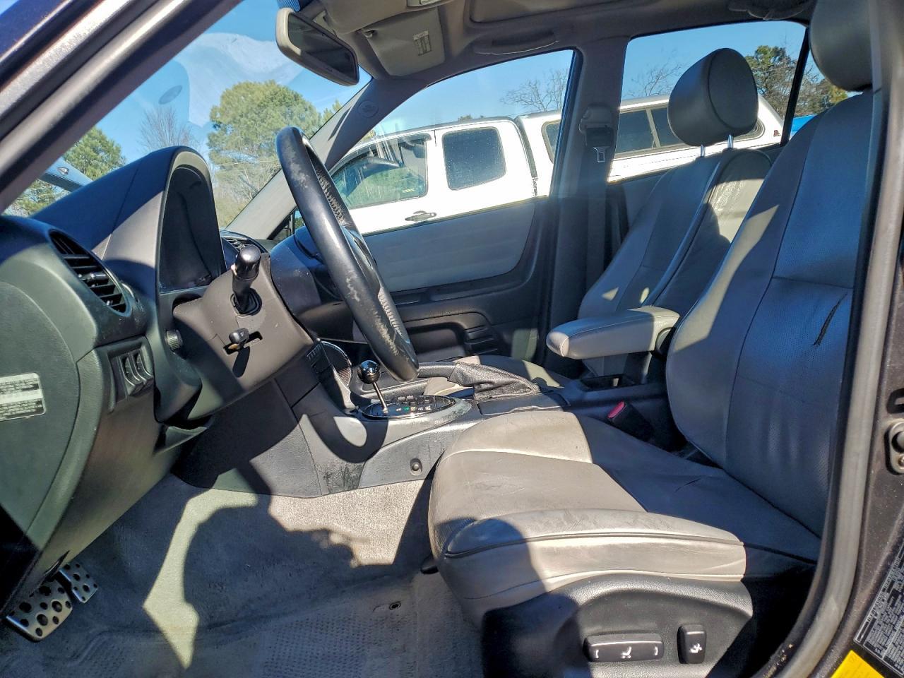 2003 LEXUS IS 300
