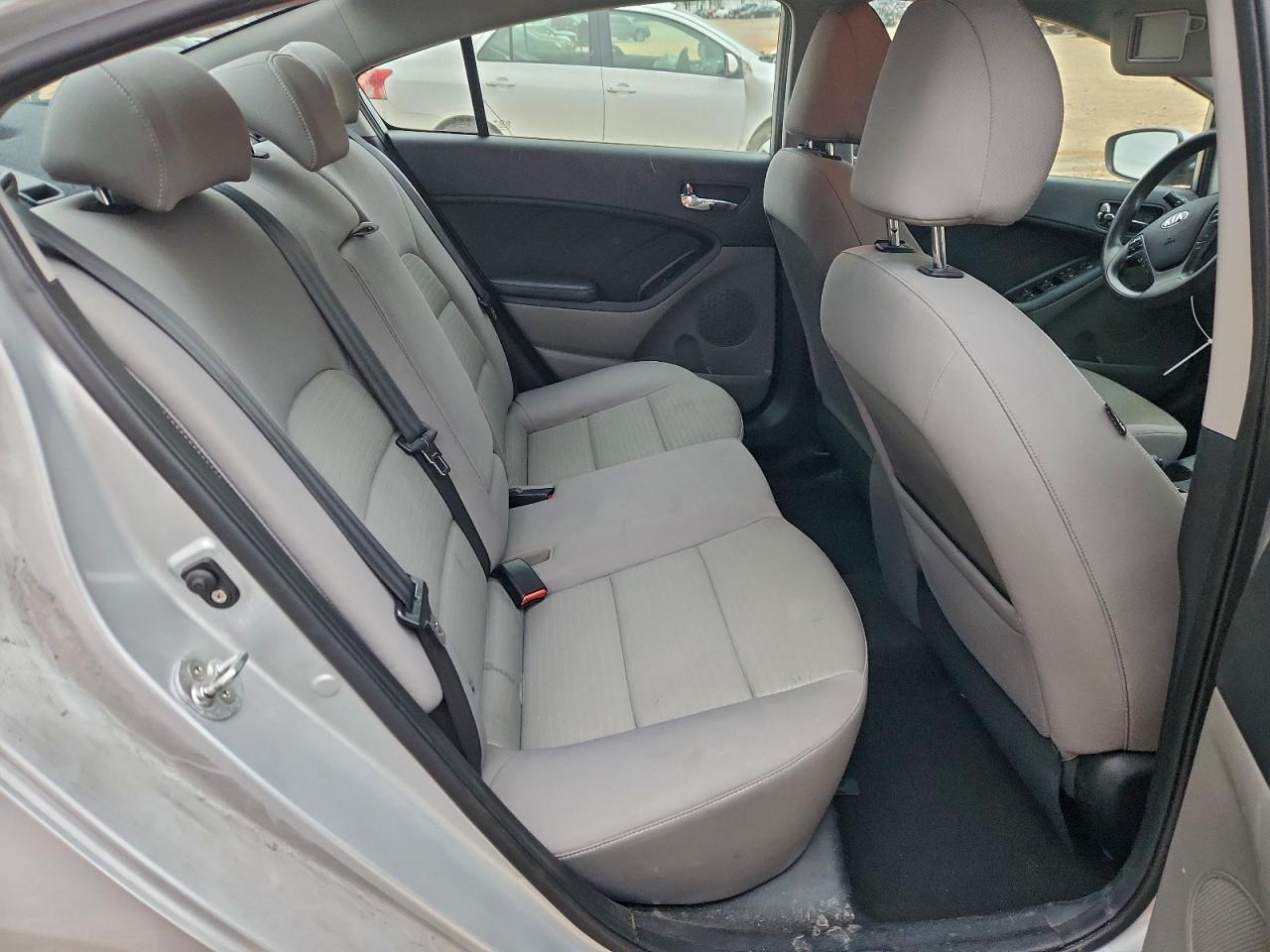 2016 KIA FORTE