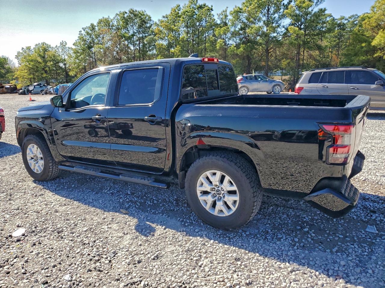 2022 NISSAN Frontier