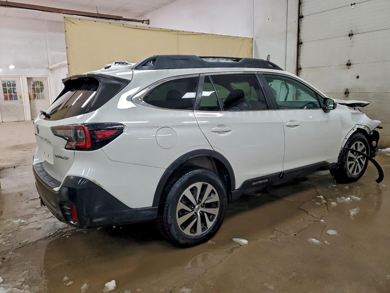 2020 SUBARU Outback