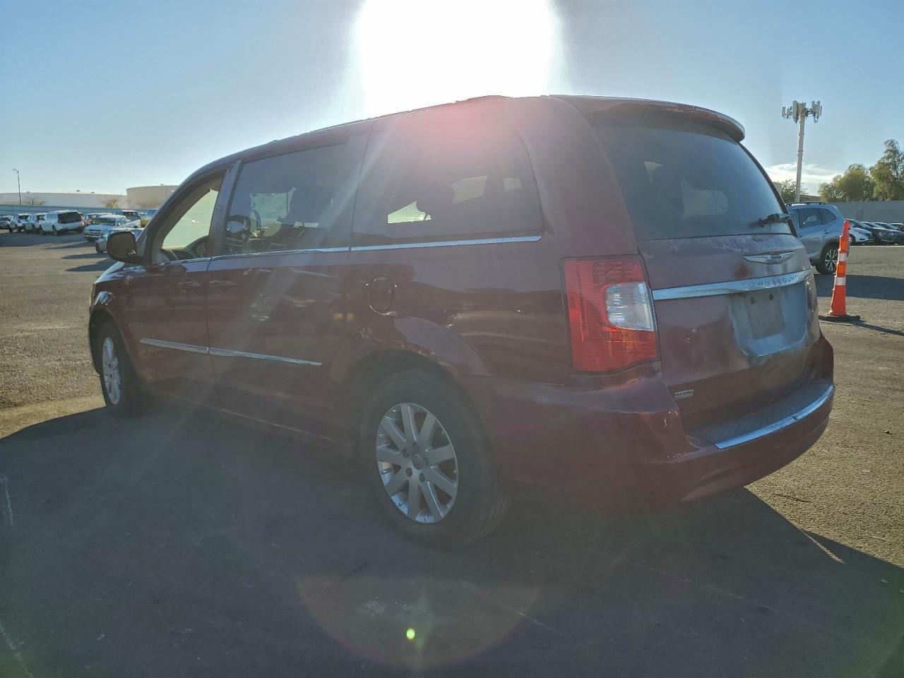 2014 CHRYSLER Town & Country