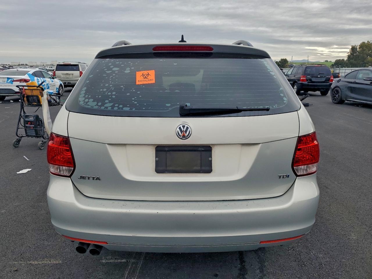 2012 VOLKSWAGEN JETTA