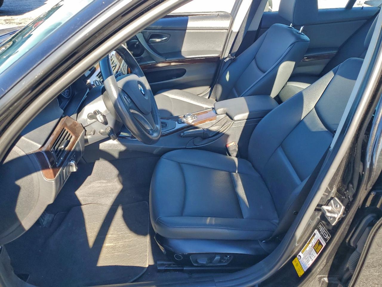 2011 BMW 3 SERIES