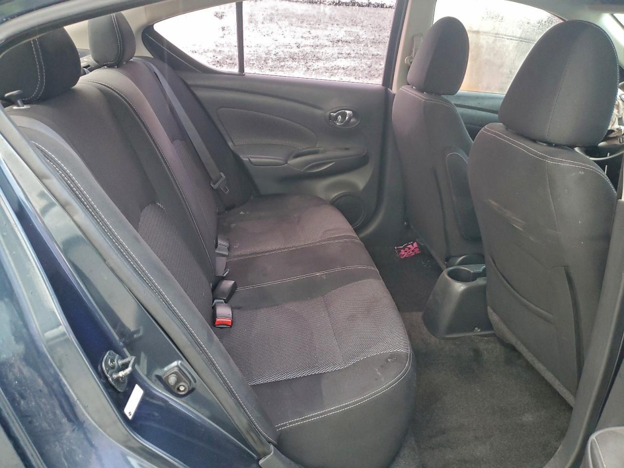 2017 NISSAN VERSA
