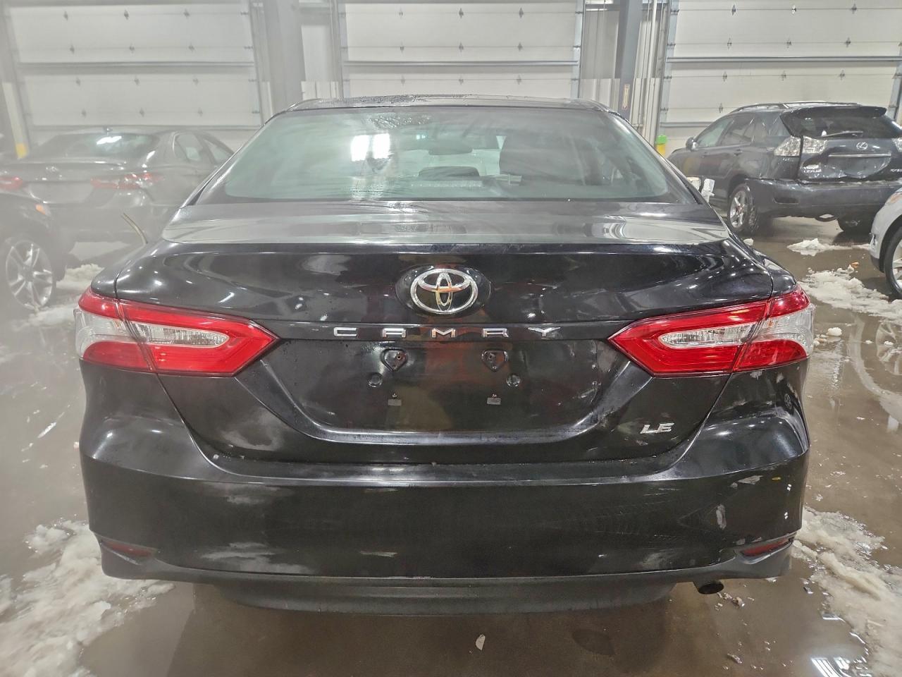 2018 TOYOTA CAMRY