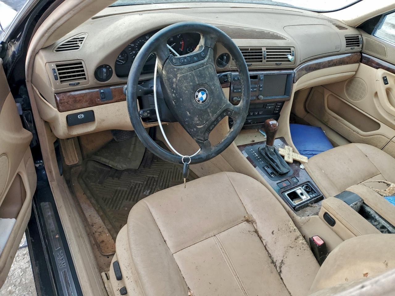 2000 BMW 7 series