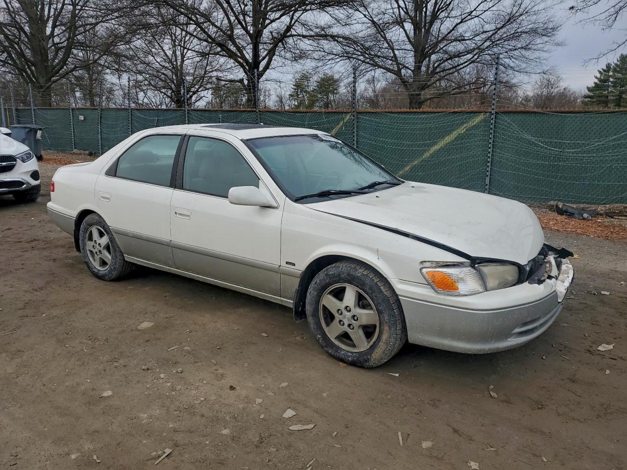 2001 TOYOTA CAMRY